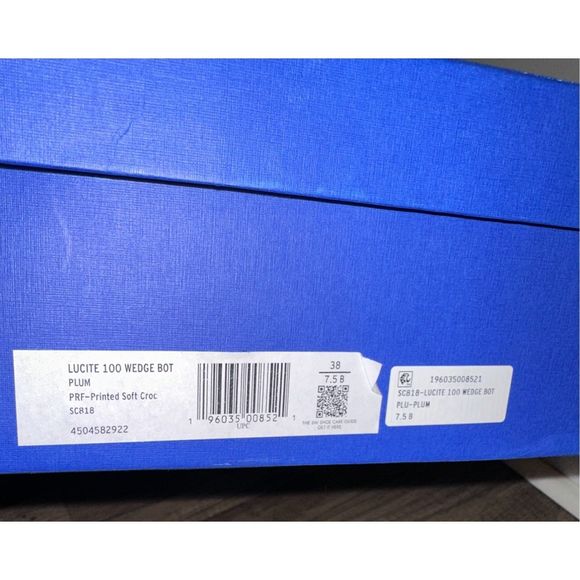 Stuart Weitzman Lucite Croc-Embossed Leather Wedge Boots SIZE 7.5 $1200 - Picture 10 of 10